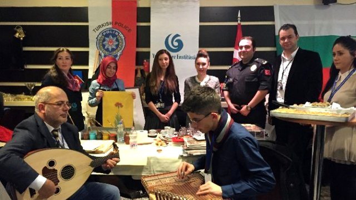 Türk Polisinden, Kosova\'da Beğeni Toplayan Etkinlik