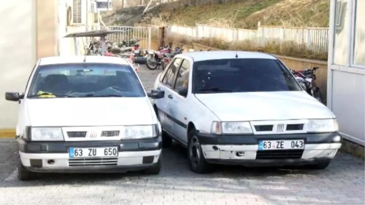 Benzinleri Bittikçe Araç Çalarak Yolculuk Yapan Hırsızlar Yakalandı