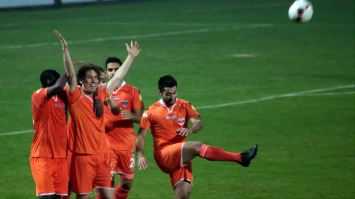 Adanaspor Galibiyet Serisini Sürdürüyor