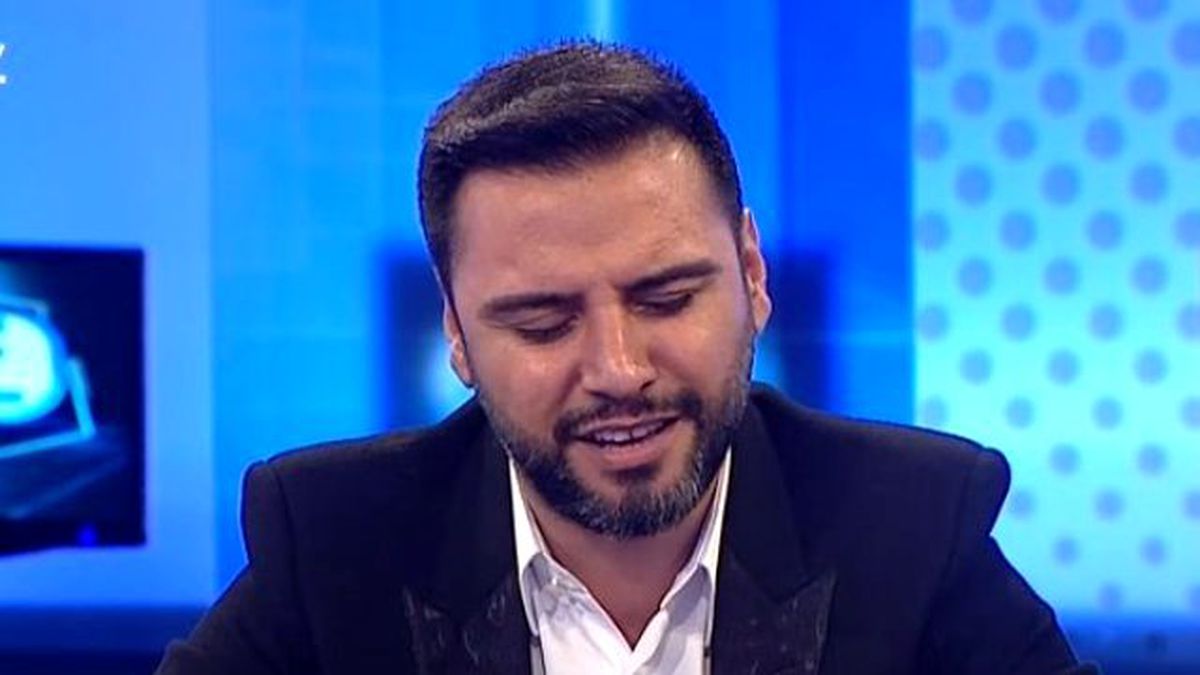 Alişan Canlı Yayında 'Arabesk İlahi' Okudu