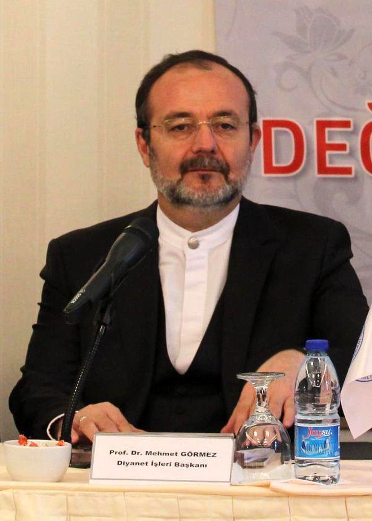 Görmez: Mina'da 2 Bine Yakın Kardeşimizi Ezerek Öldürdük