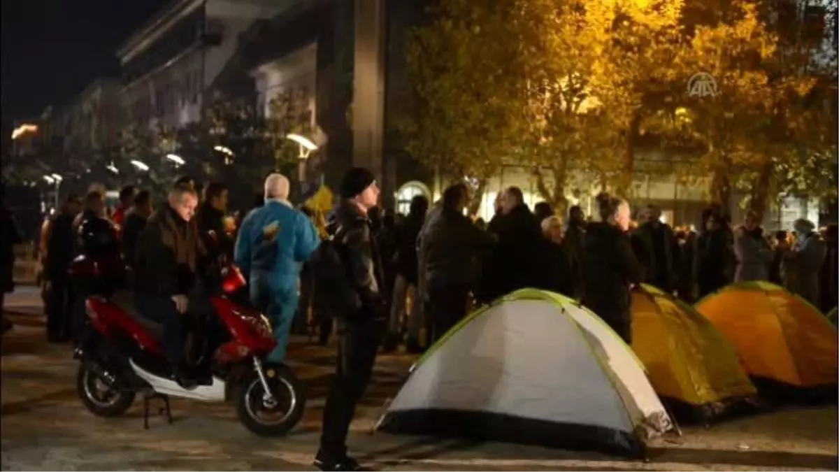 Karadağ\'da Hükümet Karşıtı Protesto