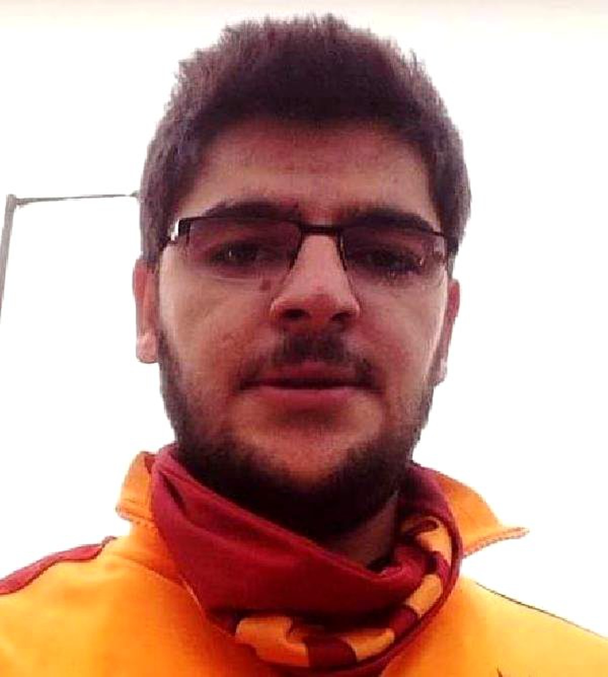 Beton Direğe Çarpan Otomobilin Sürücüsü Öldü