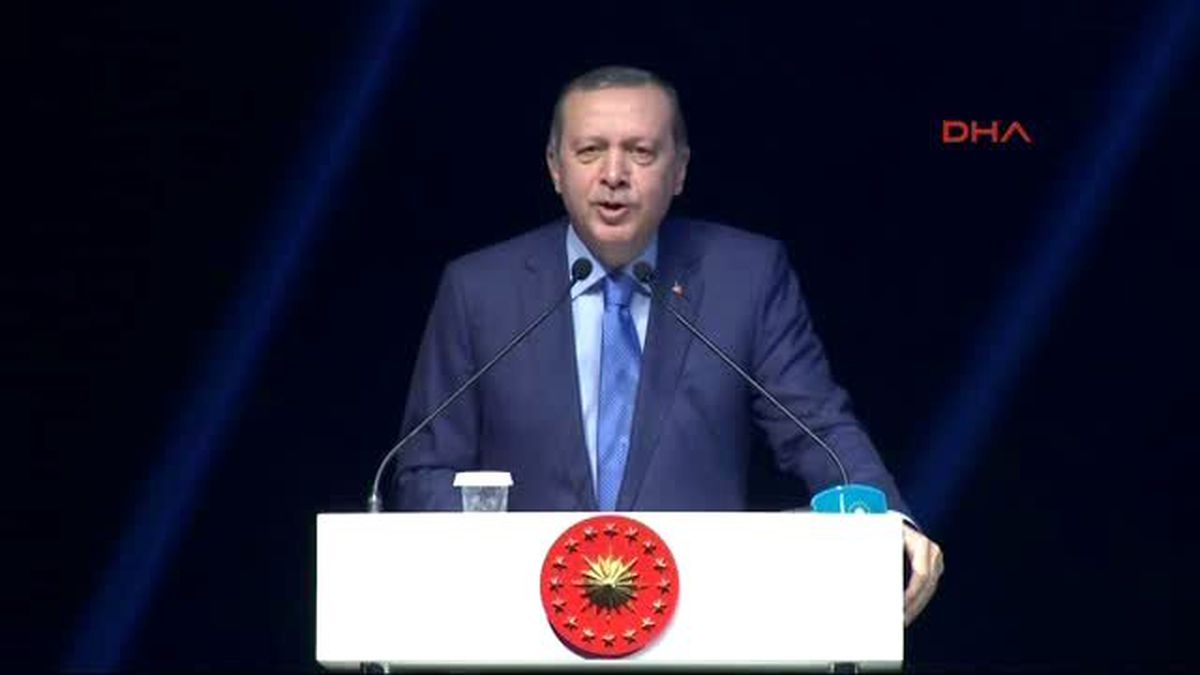 Bursa Cumhurbaşkanı Erdoğan Bursa Sanayi ve Ticaret Odası Ekonomiye Değer Katanlar 2015 Ödül...