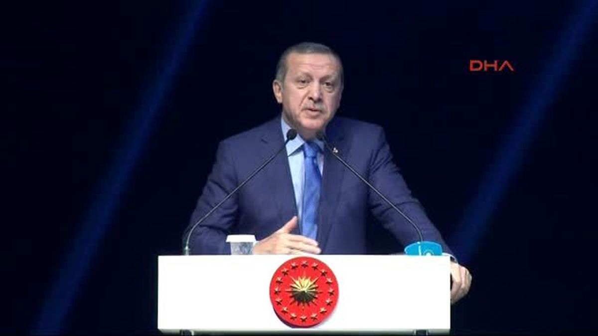 Bursa Cumhurbaşkanı Erdoğan Bursa Sanayi ve Ticaret Odası Ekonomiye Değer Katanlar 2015 Ödül...