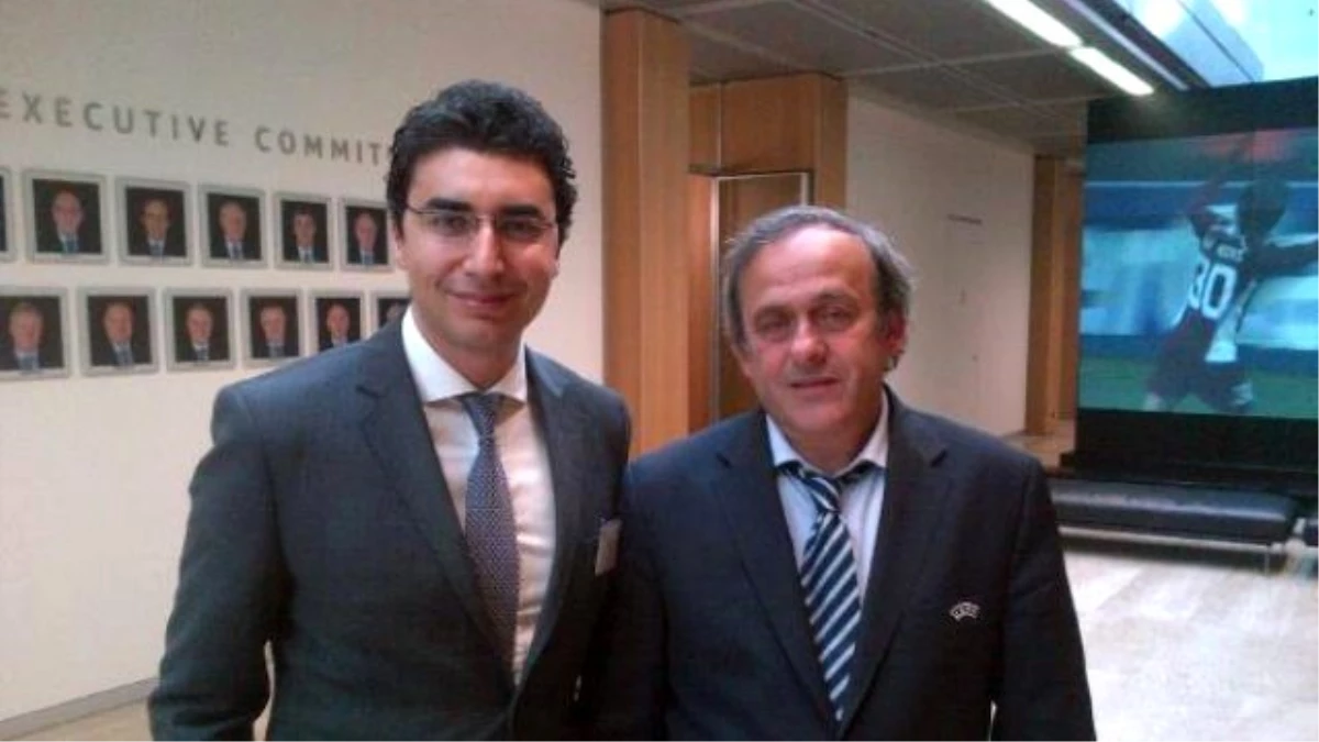 Fotoğraf) Spor Hukuku Uzmanı Av. Emin Özkurt\'tan Blatter ve Platini Cezaları Üzerine Önemli...