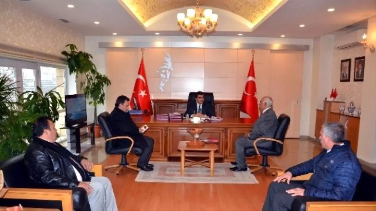 Halk Ozanlarından Vali Düzgün'e Teşekkür