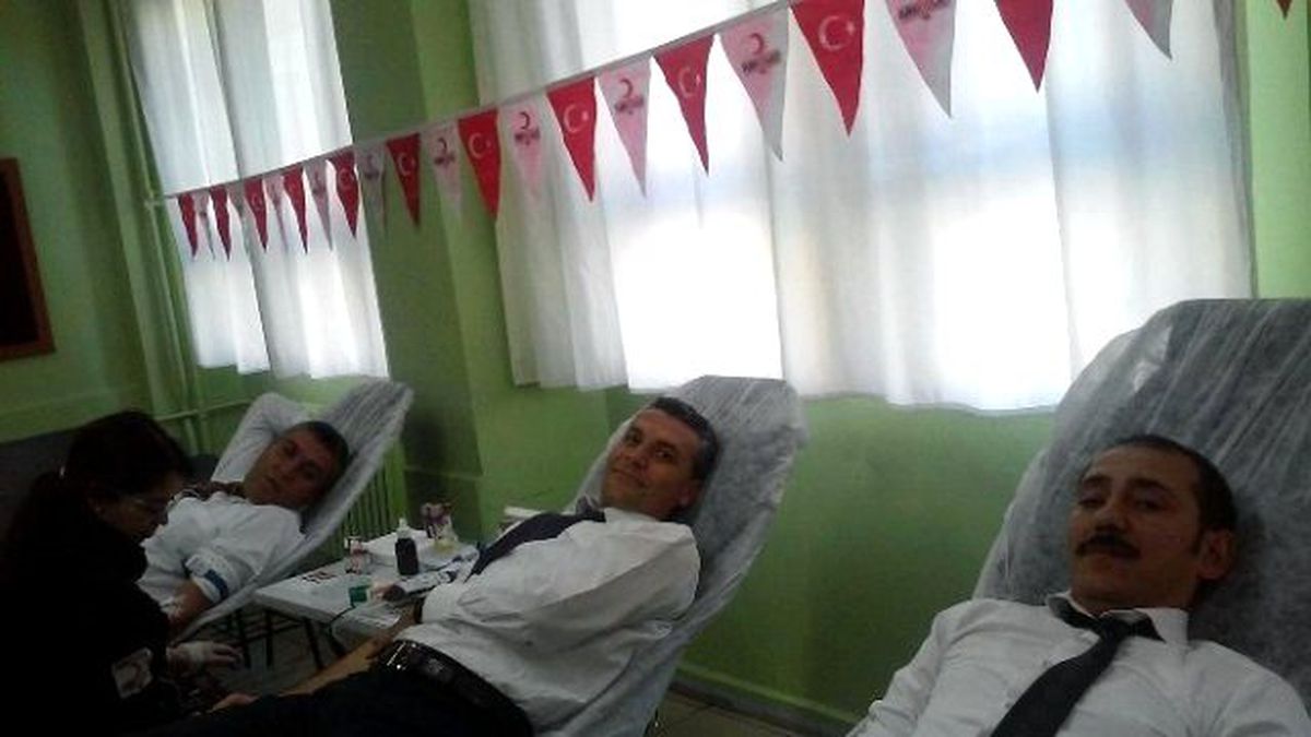 İlkokulda Kan Bağış Kampanyası