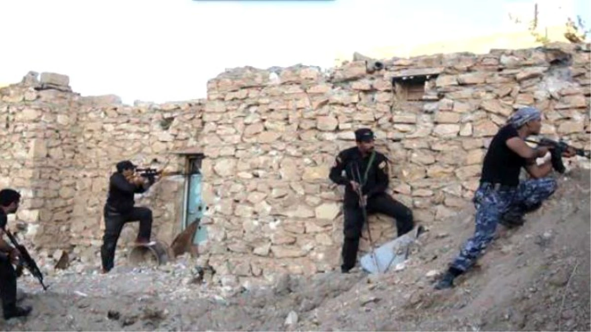 Irak Ordusu, Ramadi\'yi IŞİD\'den Geri Almak İçin Saldırıya Geçiyor