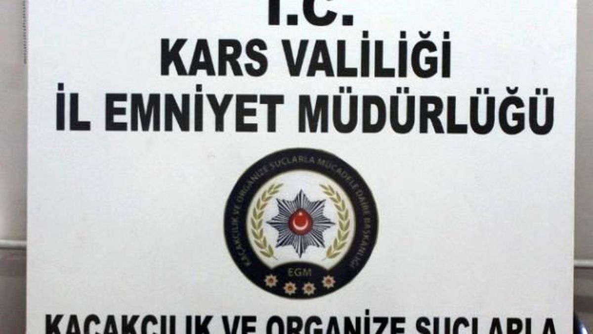 Kaçak Cep Telefonu Yakalandı