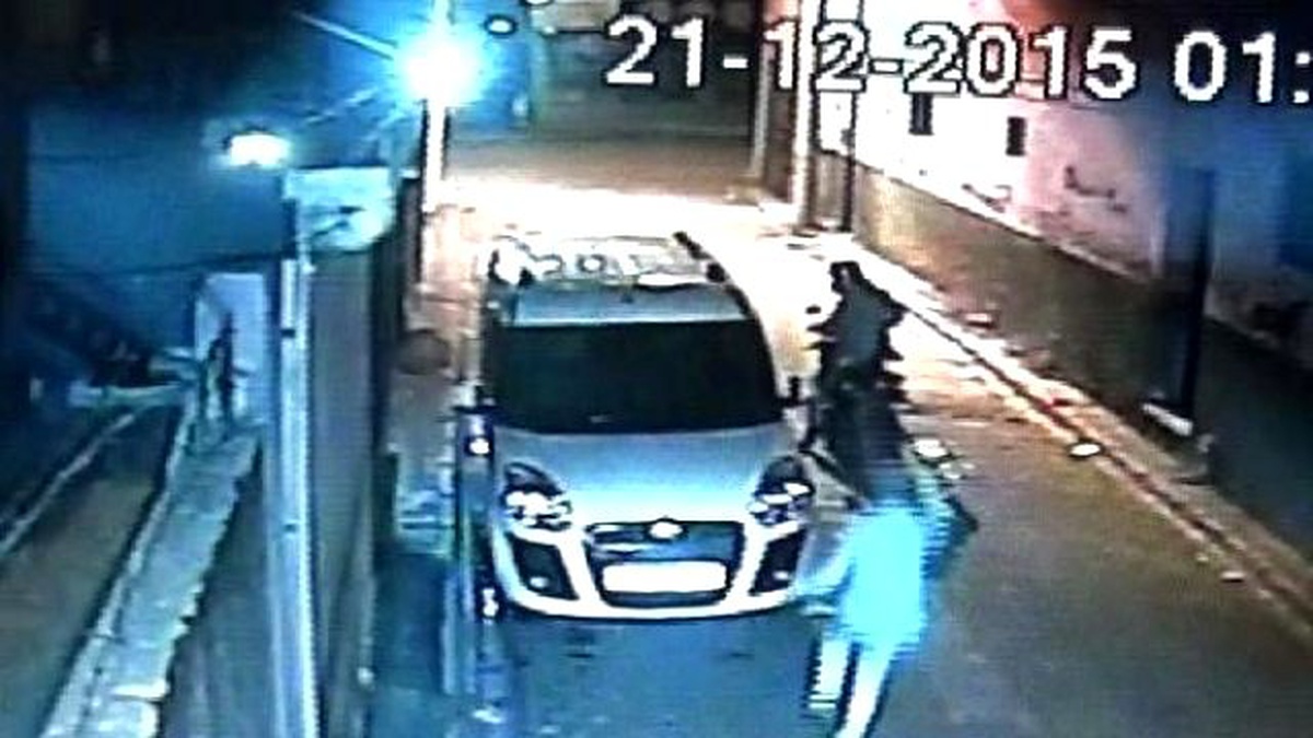 PKK Yandaşları Bir Gecede 8 Araç Kundaklandı