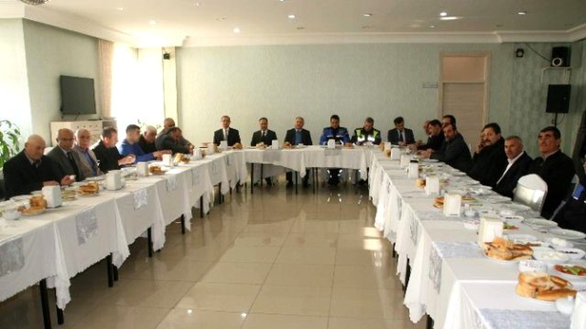 Yozgat Emniyet Müdürlüğü Muhtarlarla Huzur Toplantısı Düzenledi