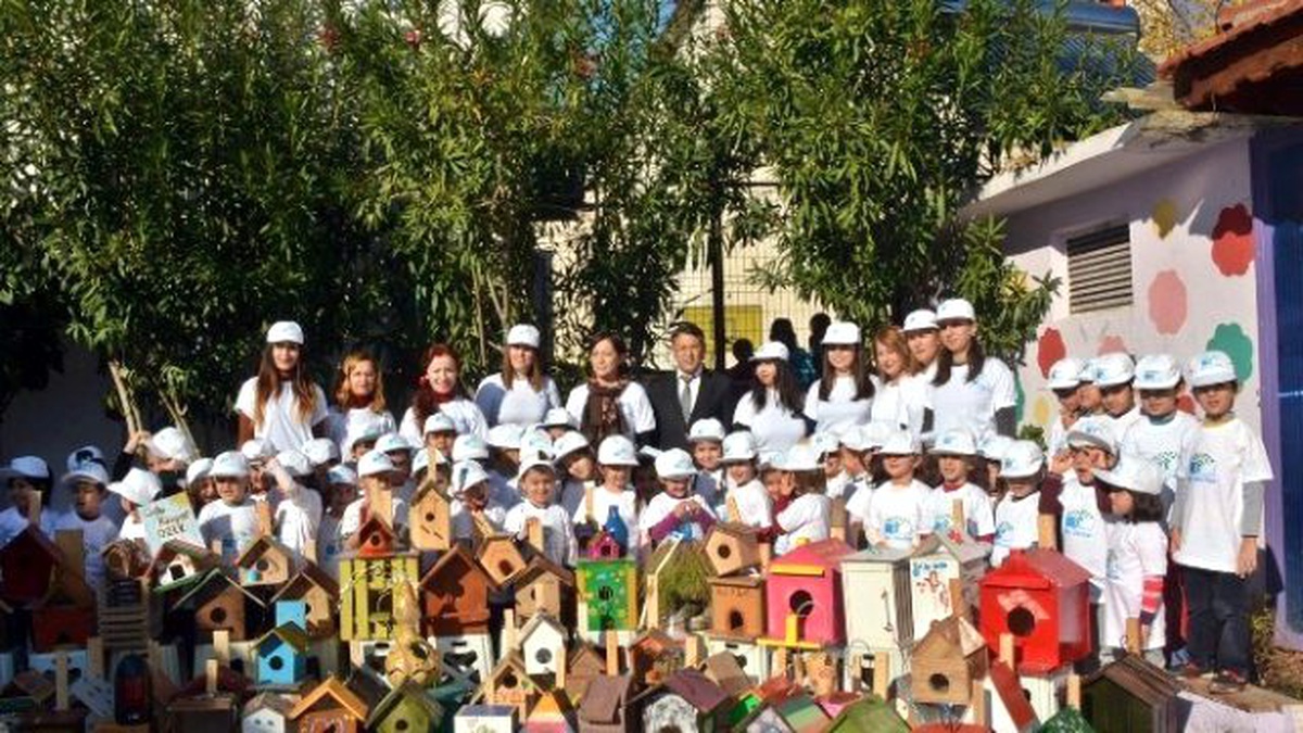 Atık Malzemelerden Kuş Yuvası Yaptılar