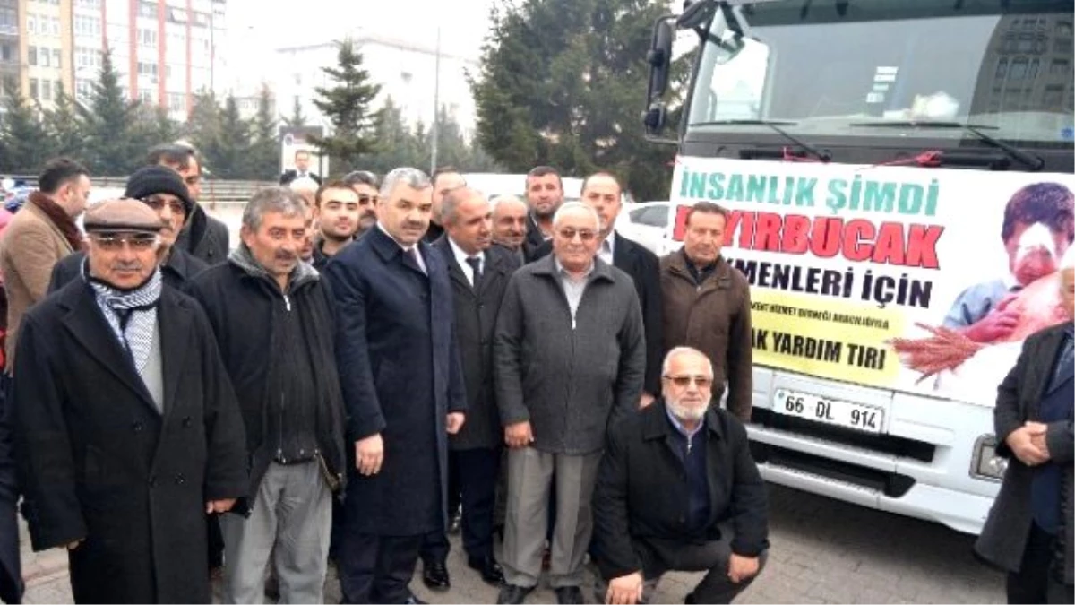 Bayırbucak Türkmenlerine Büyükşehir Belediyesinden İaşe Yardımı