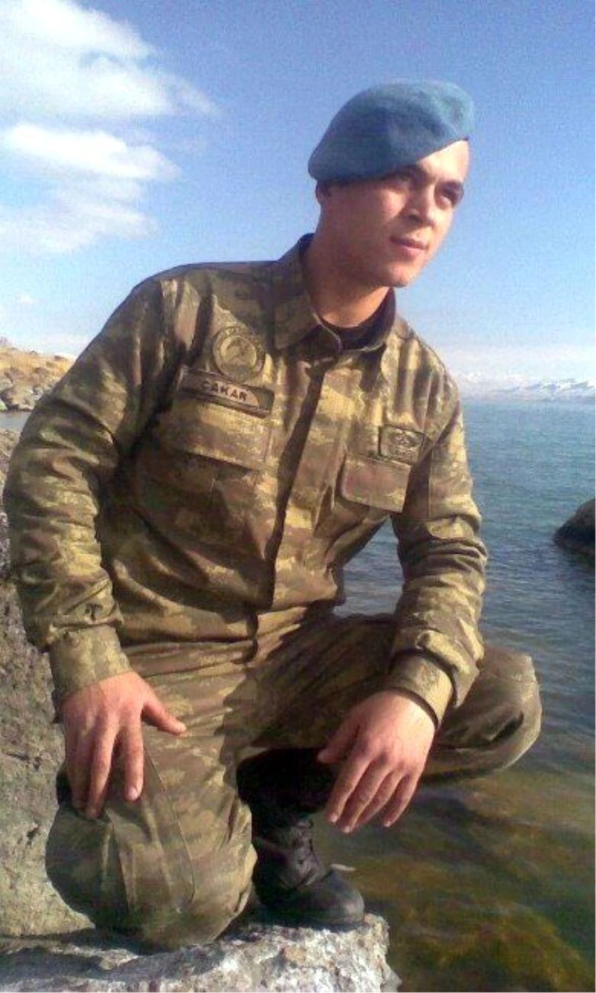 Bitlis\'te Şehit Olan Jandarma Uzman Çavuş İslam Çakar\'ın Baba Ocağında Yas