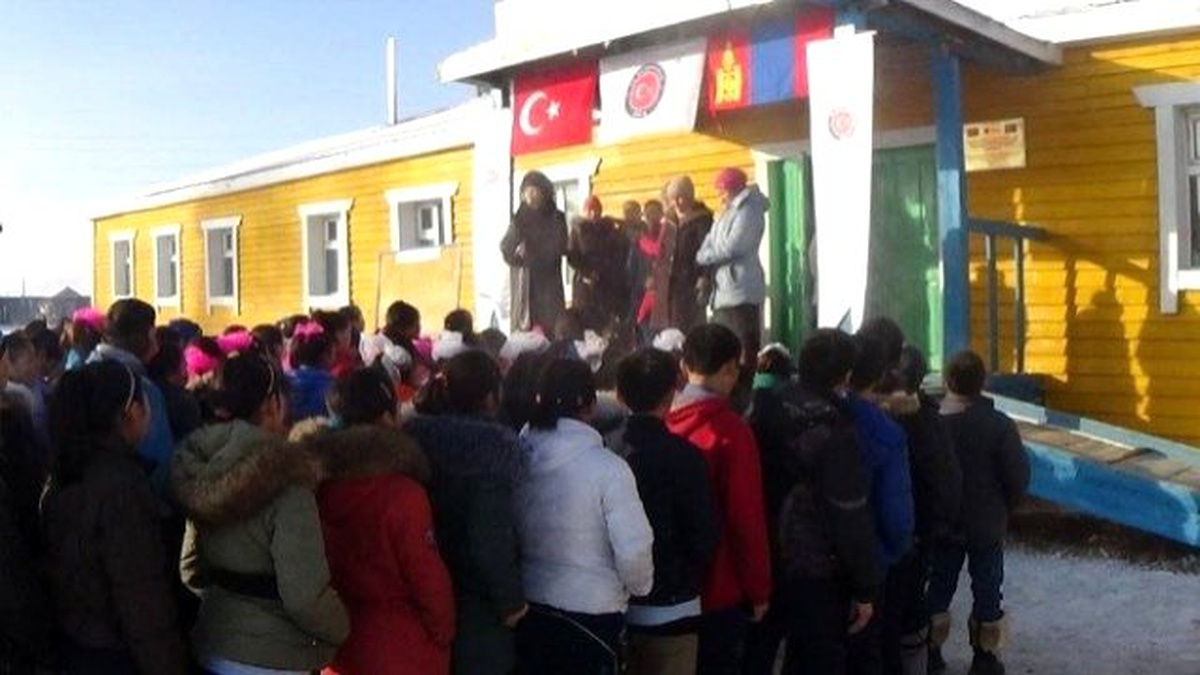 Duha Türklerine Eğitim Desteği