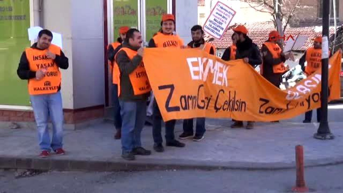 Ekmek ve Ulaşım Zammı İçin Yürüdüler
