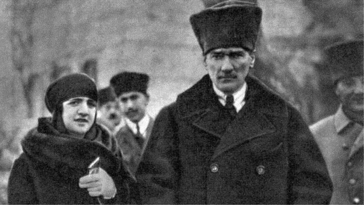 Makbule Hanım, Atatürk\'ün Manevi Çocuklarını Evlatlık Edinmiş