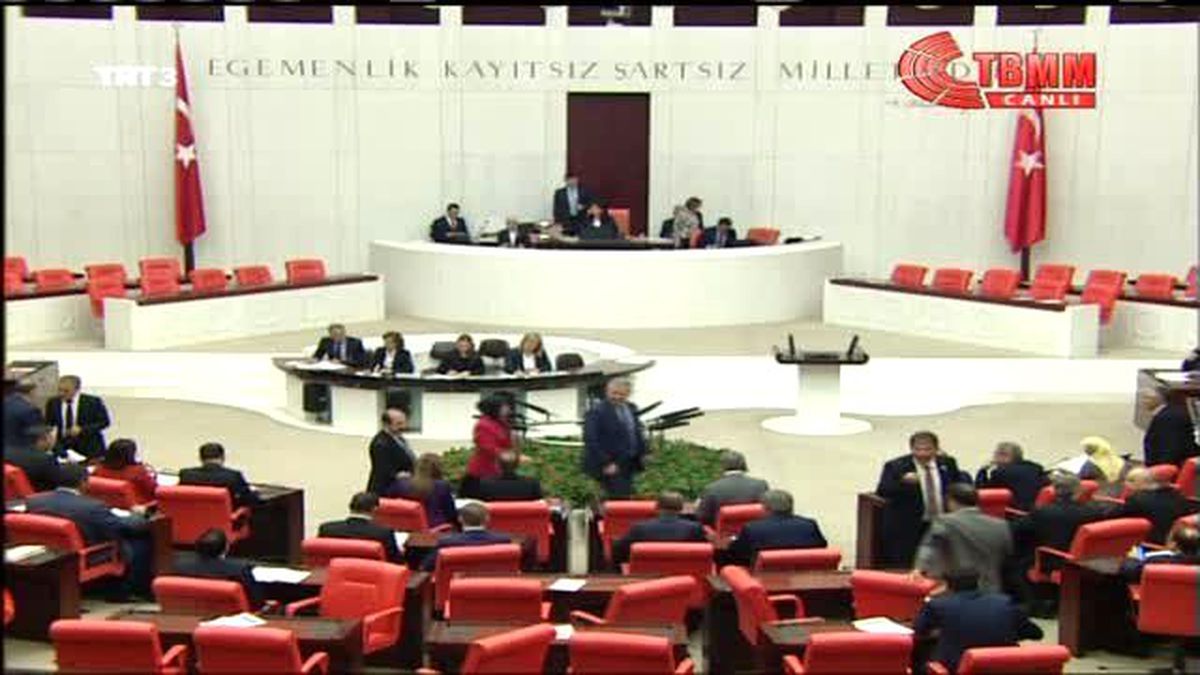 Milli Savunma Bakanı İsmet Yılmaz\'dan Başika Açıklaması-1