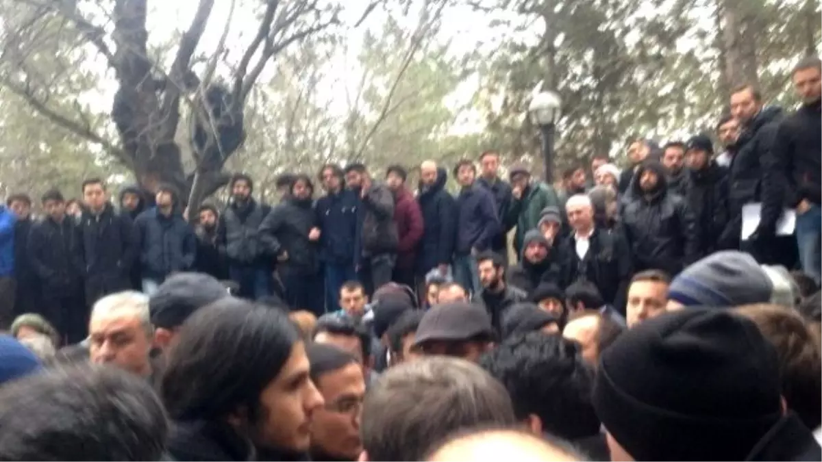 ODTÜ'de Karşıt Görüşlü Öğrenciler Arasında Kavga Çıktı