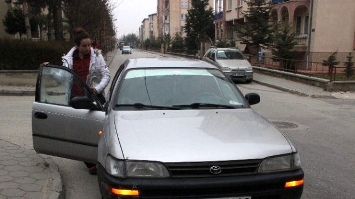 Mahalle Muhtarından Kadın Sporculara Özel Servis