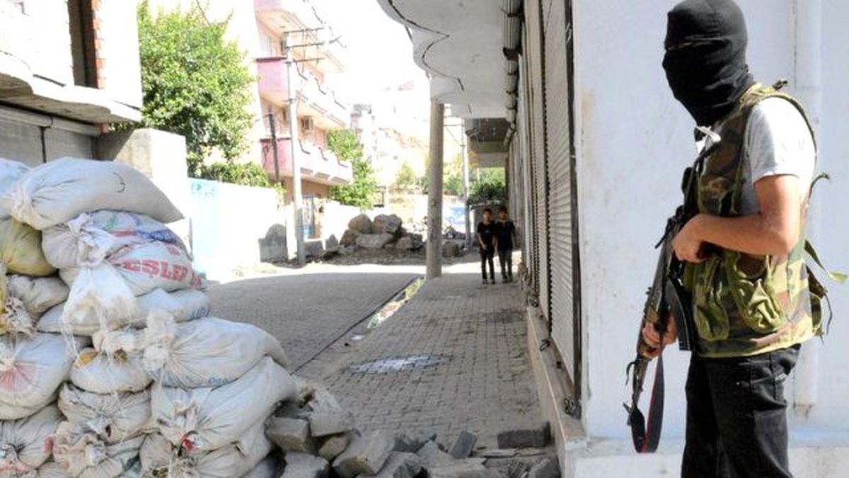 PKK, Çağrılarına Uymayan Batman'ı 'Hain' İlan Etti