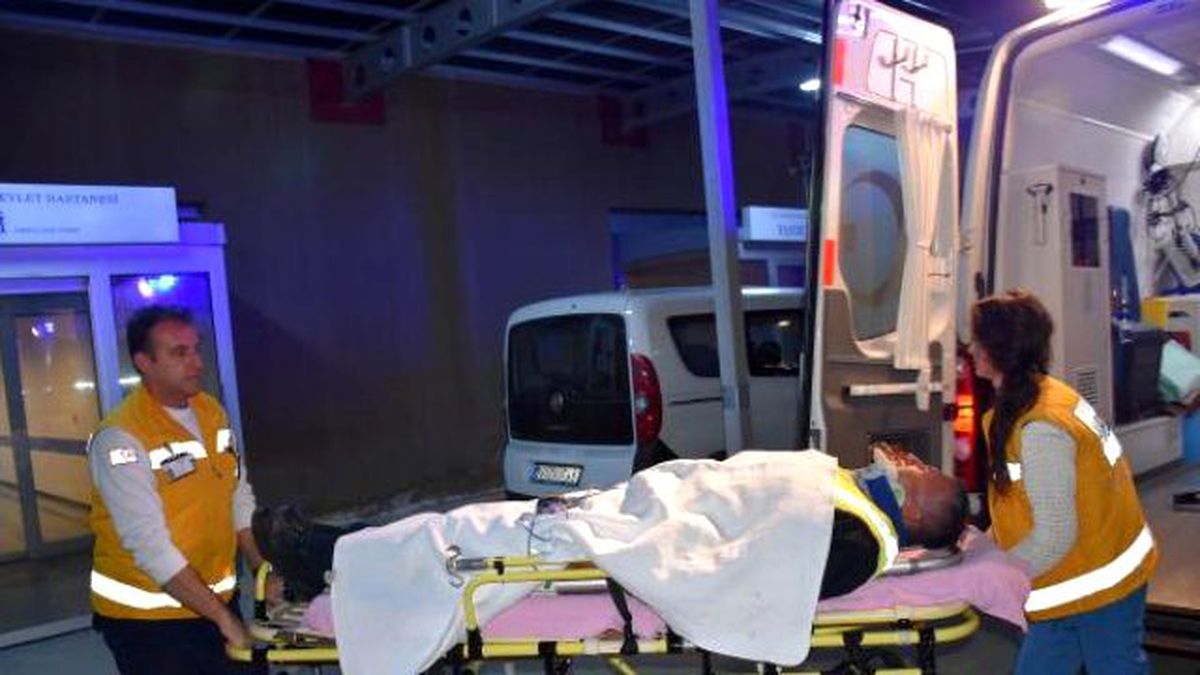 Polis Memuruna Çarparak Kaçtı