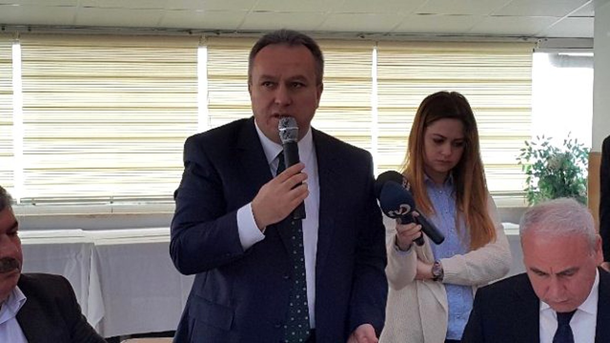Vali Ali Fidan Muhtarlarla Bir Araya Geldi