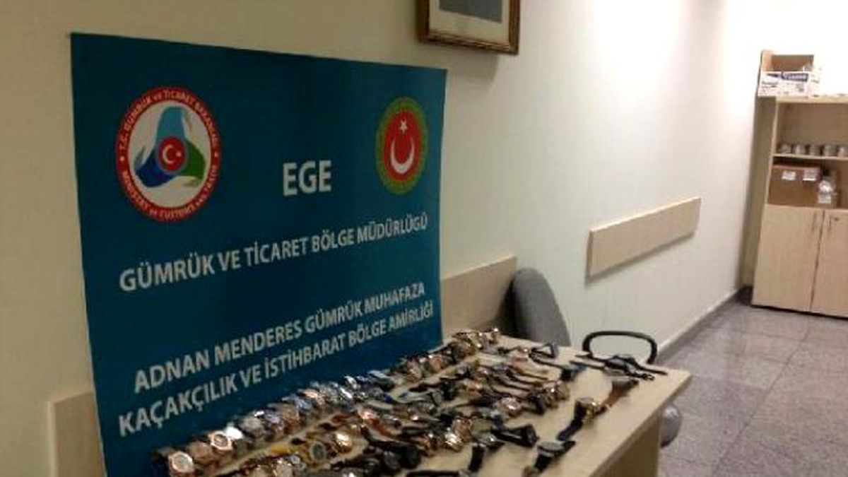 Valizden 100 Bin Liralık Kaçak Saat Çıktı