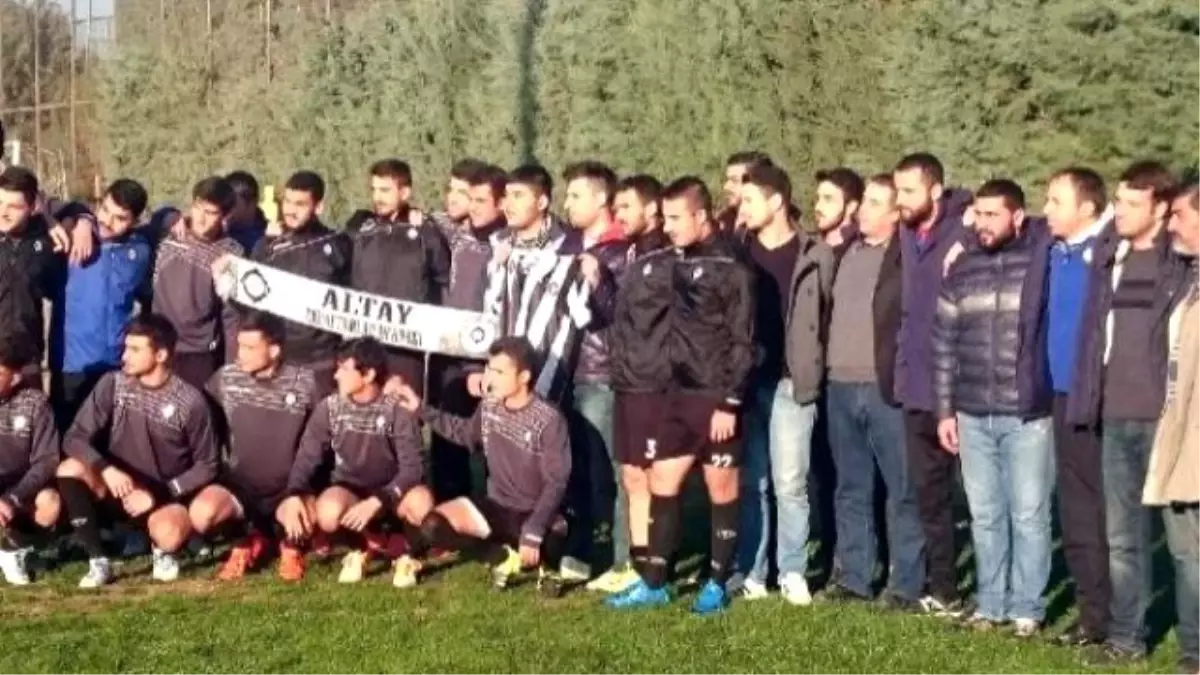 Altay\'da Duygusal Buluşma