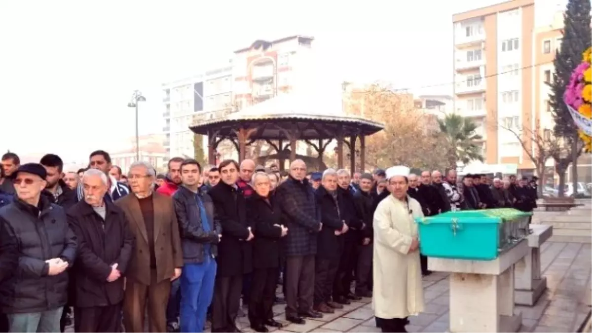 Başkan Vekili Palabıyık\'tan Eski Yazı İşleri Müdürüne Son Görev