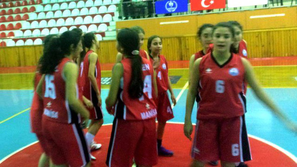 Basketbolcular Çeyrek Finalde