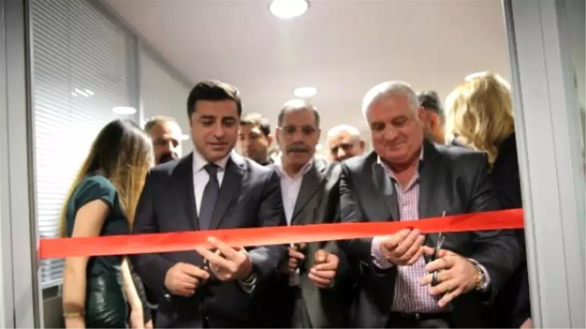 Demirtaş: Rusya\'da İş Yapan Türk Pasaportu Taşıyan Vatandaşların Sorunlarına Kayıtsız Kalamayız