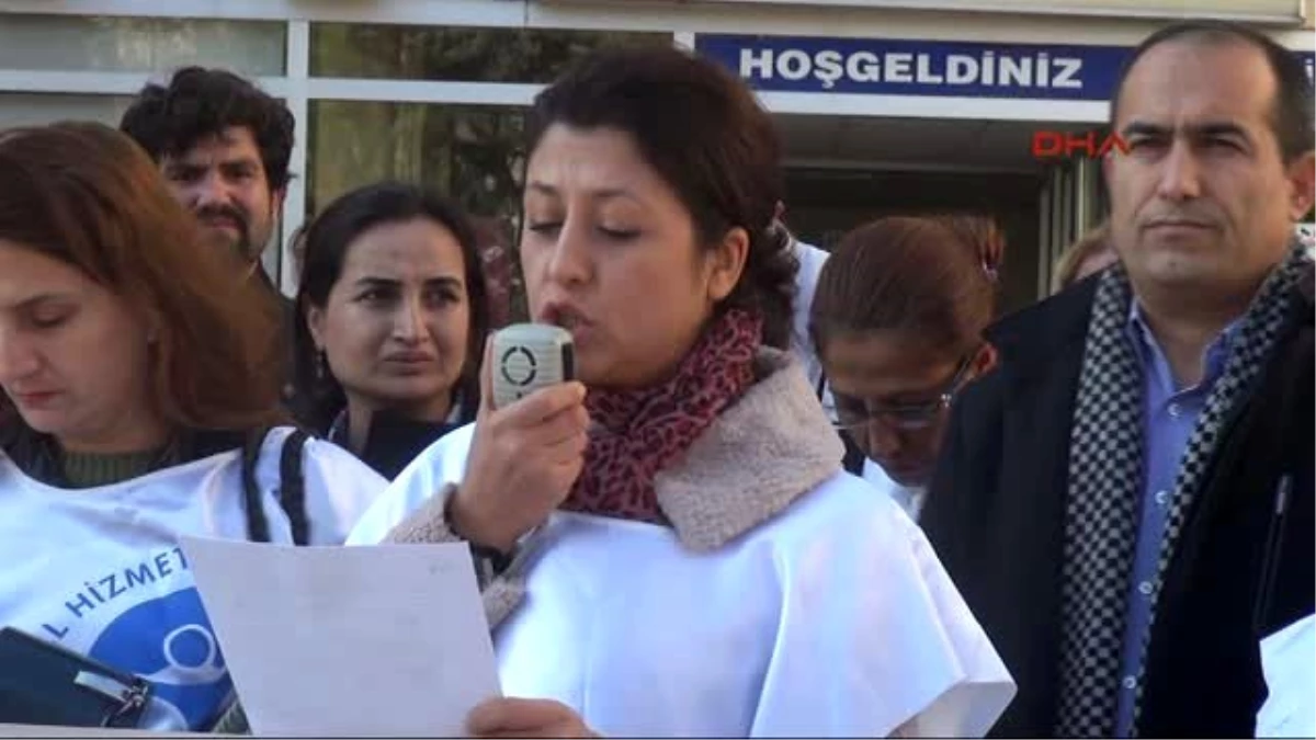 Gaziantep - Sağlıkçılardan Sokağa Çıkma Yasağı Protestosu