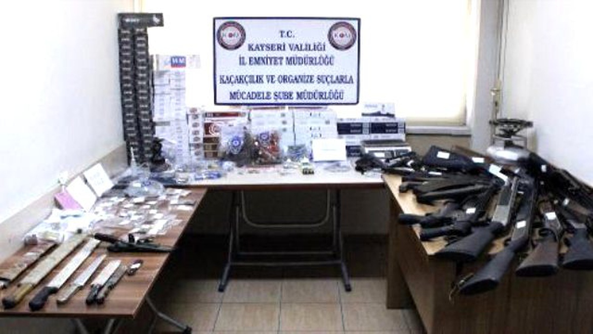 Kayseri\'de Uyuşturucu Operasyonu, 20 Gözaltı (2)
