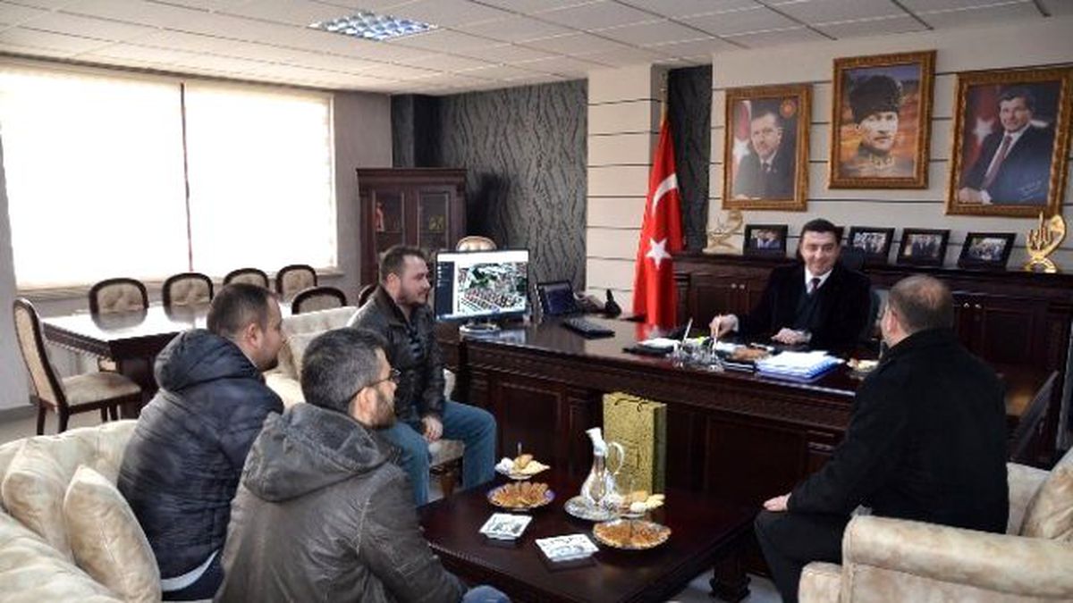Kurtköylüler Derneği Yeni Yönetimi Başkan Bakıcı\'yı Ziyaret Etti