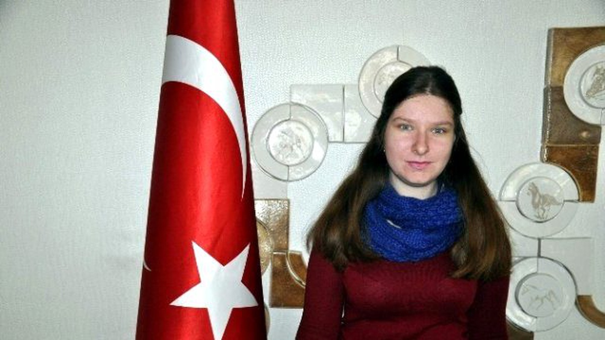 Rus Öğrenci Putin\'e Seslendi: "Biz İki Ülke Dostuz, Kardeşiz"