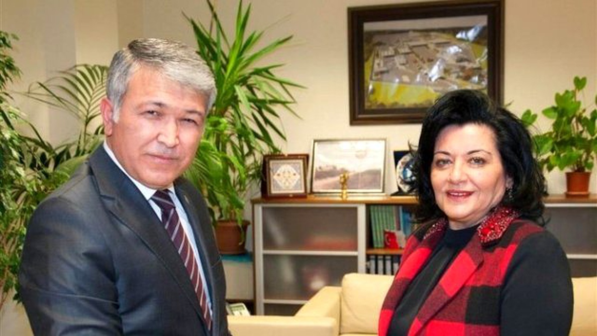 Vali Civelek Trakya Gümrük ve Ticaret Bölge Müdürlüğünü Ziyaret Etti