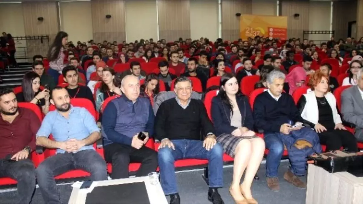 Yılmaz Vural Öğrencileri Gülme Krizine Soktu