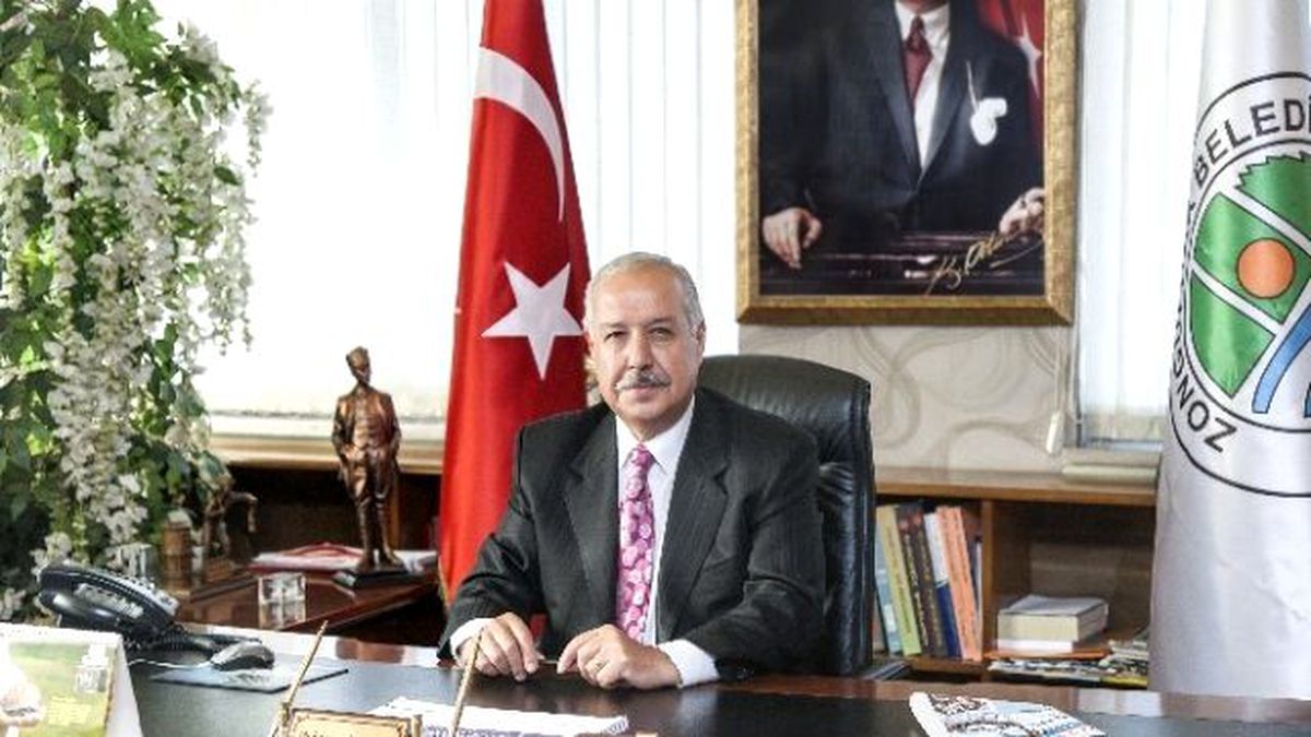Akdemir; İsmet İnönü\'yü Andı