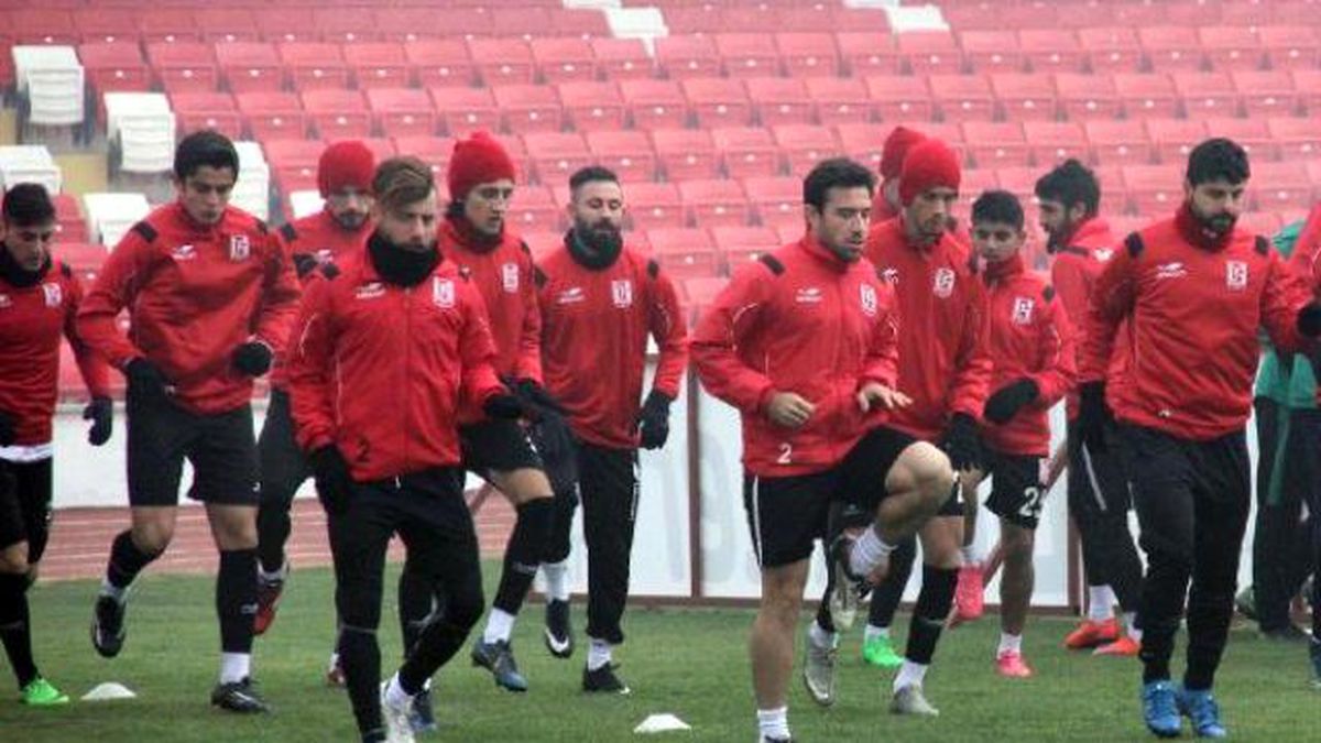 Balıkesirspor\'da Hedef 27 Puan
