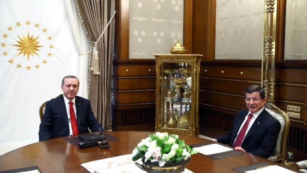 Cumhurbaşkanı Erdoğan, Başbakan Davutoğlu\'nu Kabul Etti