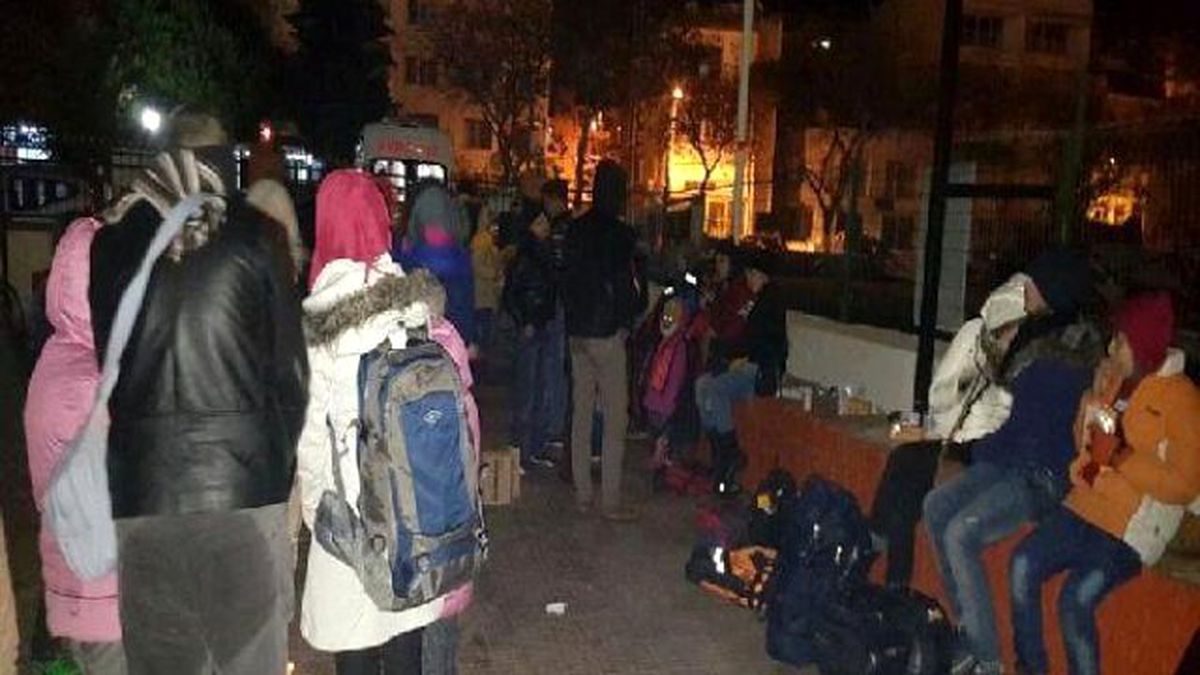 Dikili\'de 56 Kaçak Kurtarıldı