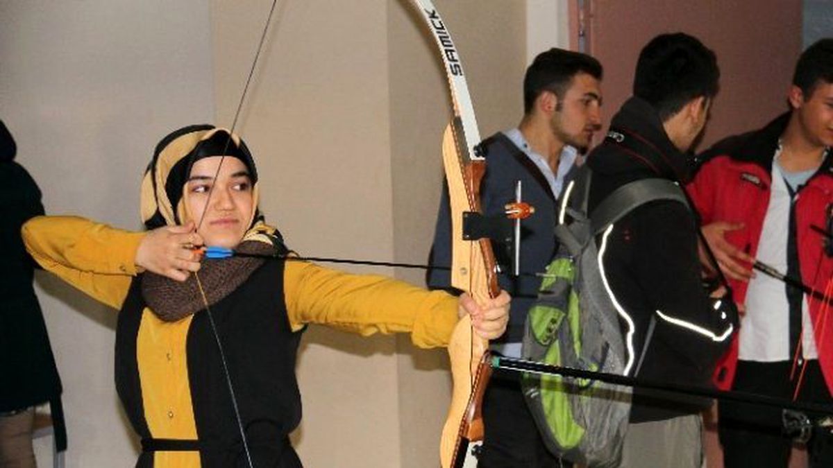 Gençlik Merkezleri Hedefi 12 Den Vurdu