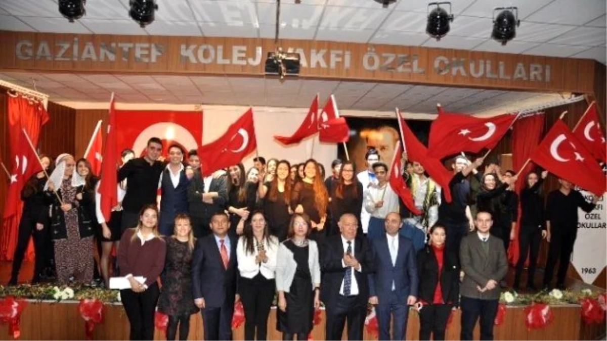 Gkv\'dekurtuluş Bayramına Coşkulu Kutlama