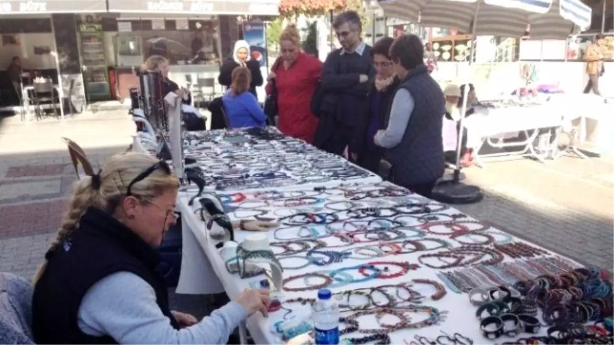 Kadın Ürünleri Pazarı Yeni Girişimci Kadınlarla Güçleniyor