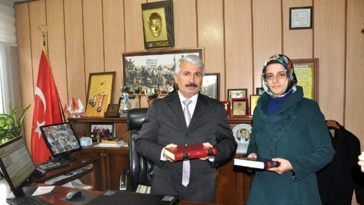 Mahkumlara, Kur\'an-ı Kerim Hediye Ettiler