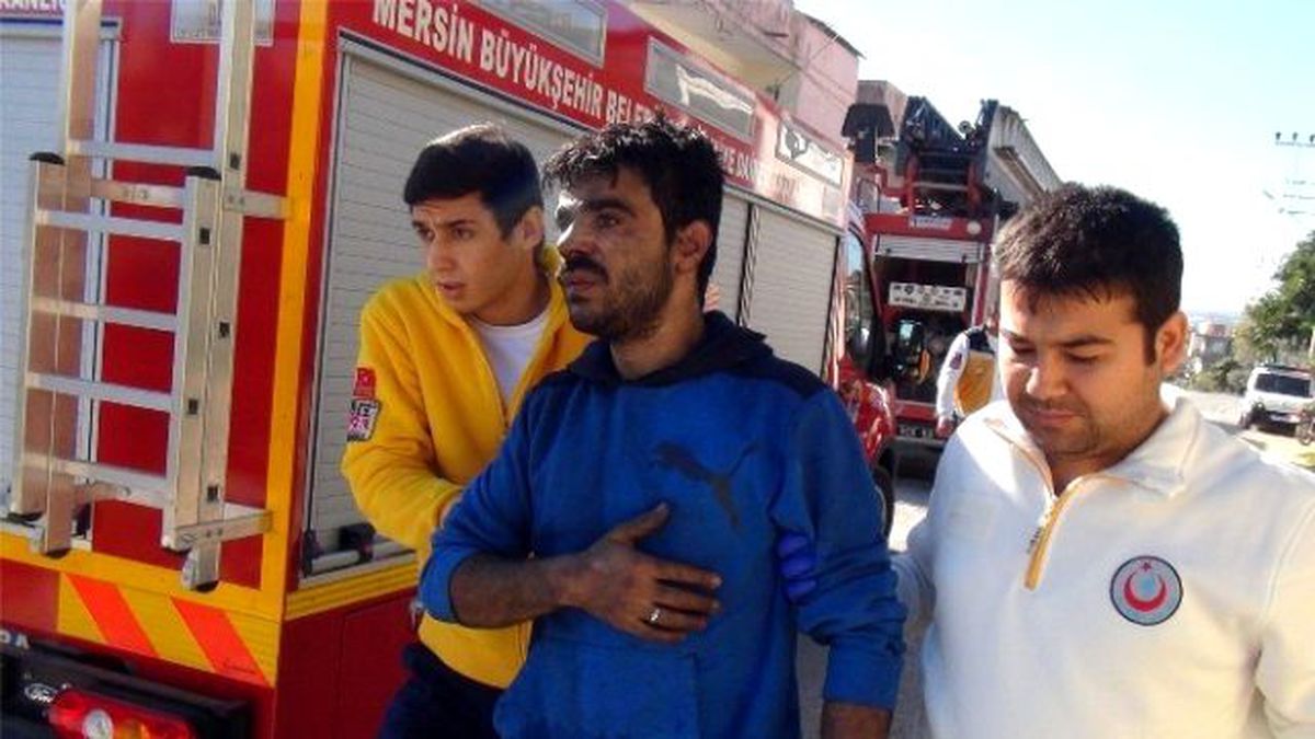 Mersin\'de Suriyeli Ailenin Evi Yandı: 4 Yaralı