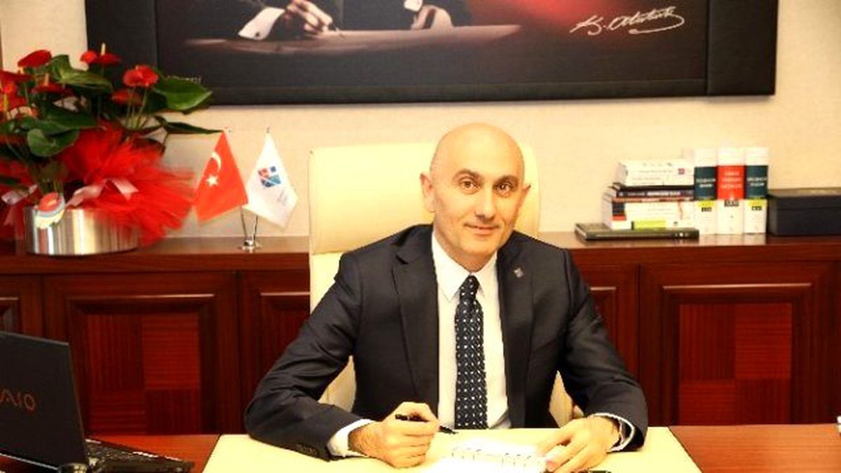 Rektör Yılmaz\'dan 25 Aralık Mesajı