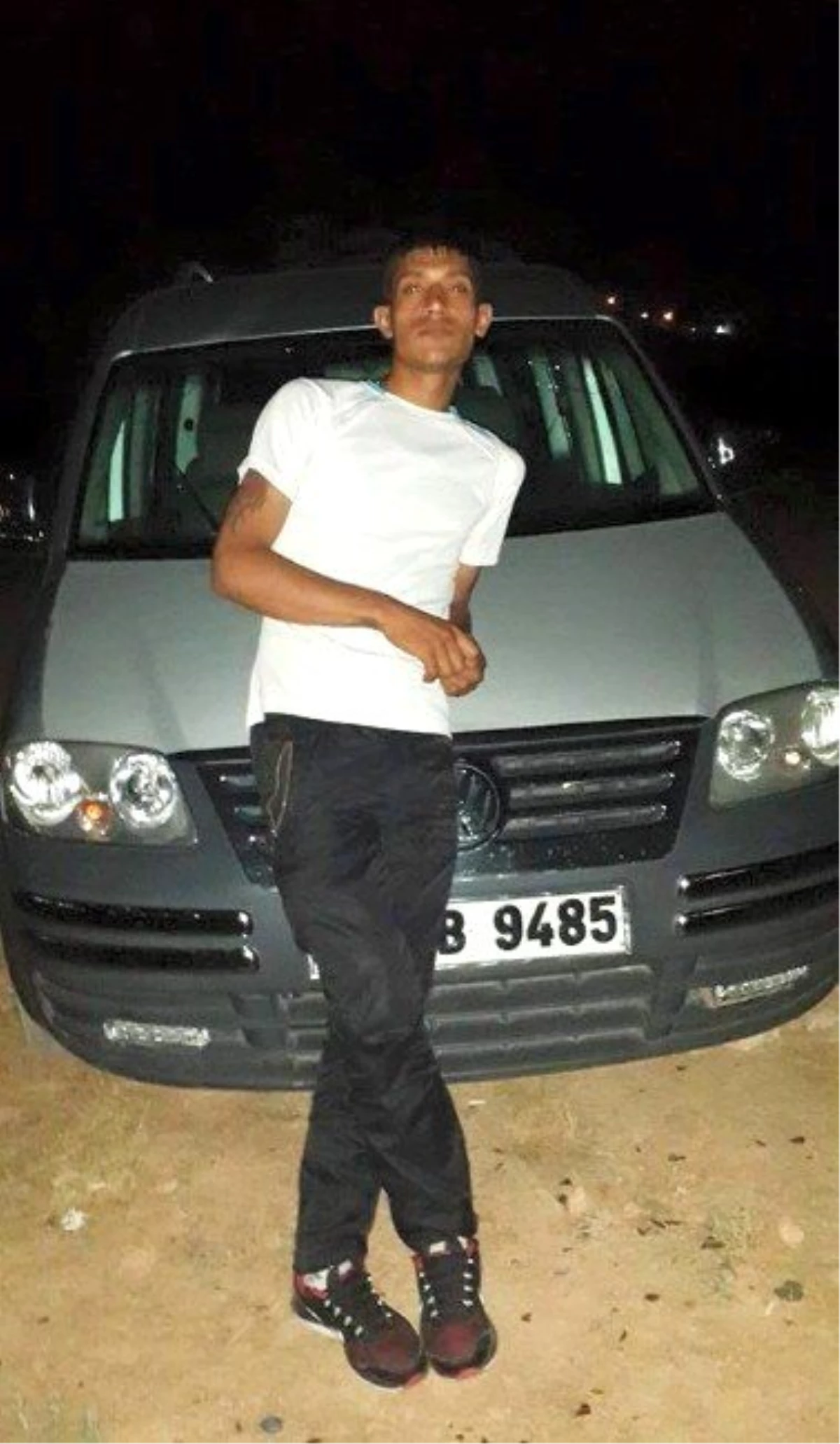 Silahla Vurulan Genç, Hastaneye Bırakıldı